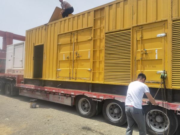 新邵发电机出租100KW发电机需要什么规格的电缆线?